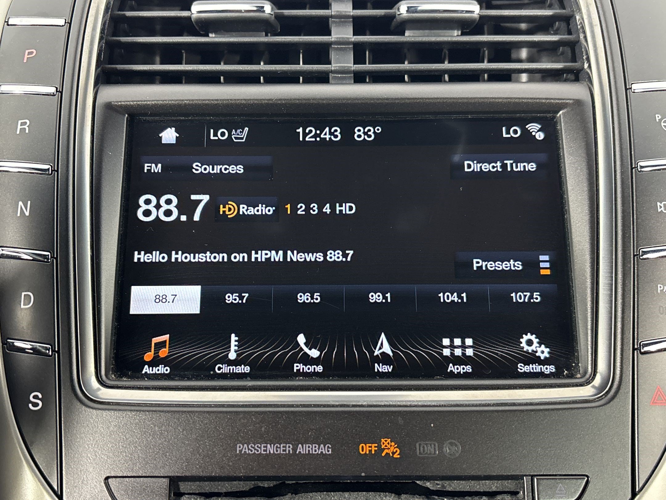 Used 2018 Lincoln MKX Black Label w/ Driver Assistance Package AWD/4WD image 18