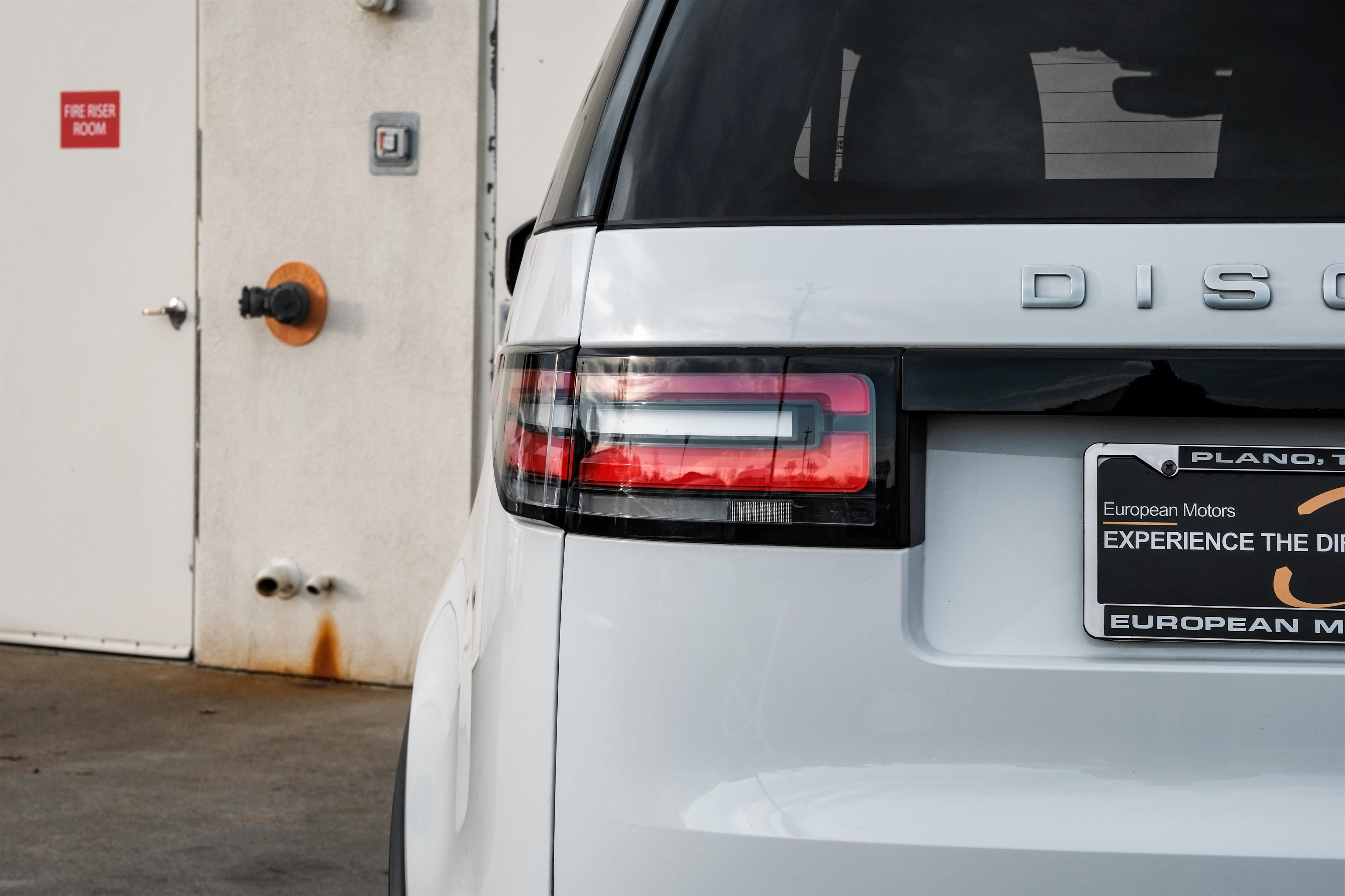 Used 2020 Land Rover Discovery HSE Luxury image 49