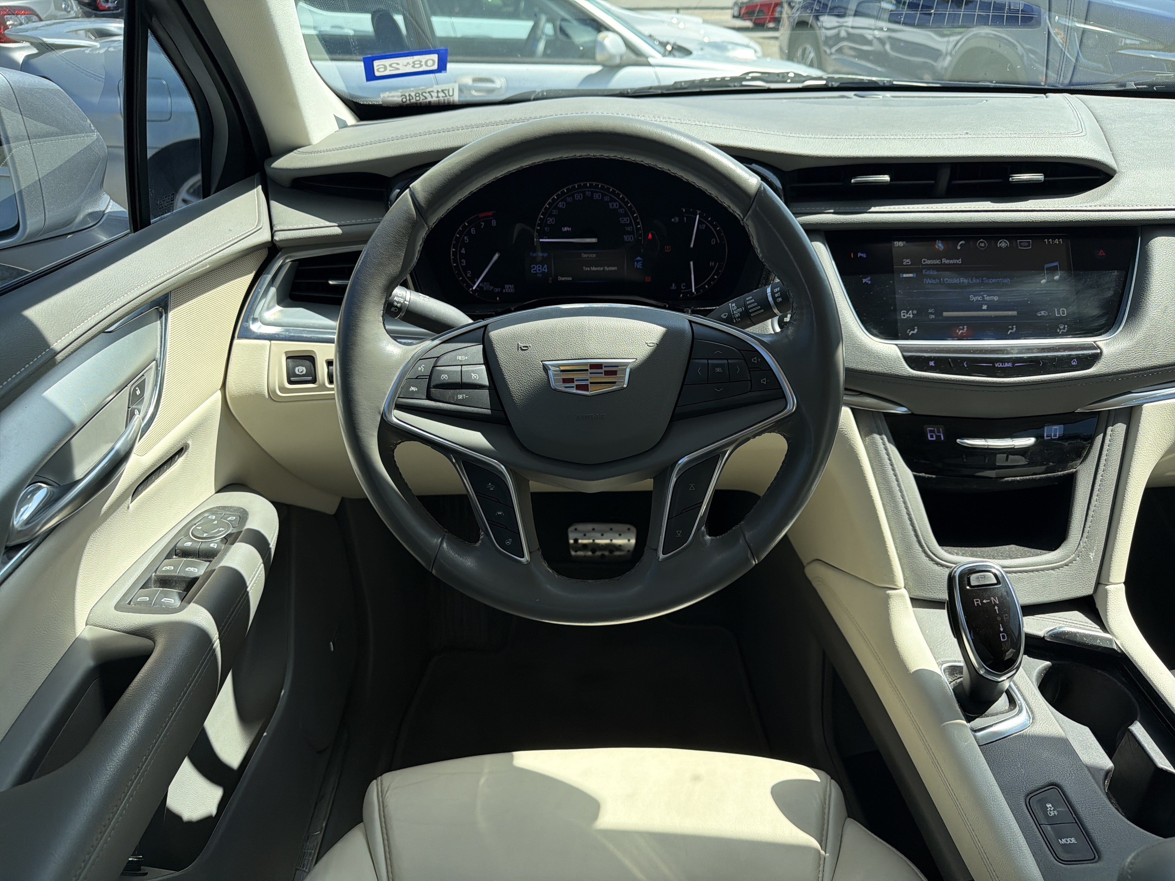 Used 2019 Cadillac XT5 Premium Luxury w/ Driver Assist Package FWD image 11