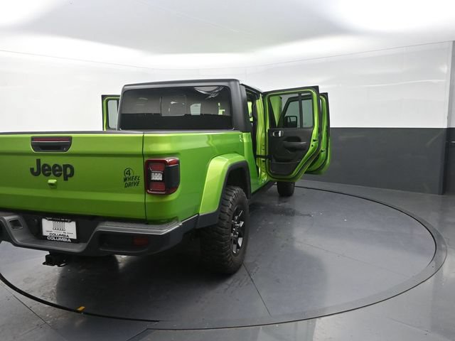 Used 2025 Jeep Gladiator Sport AWD/4WD image 35
