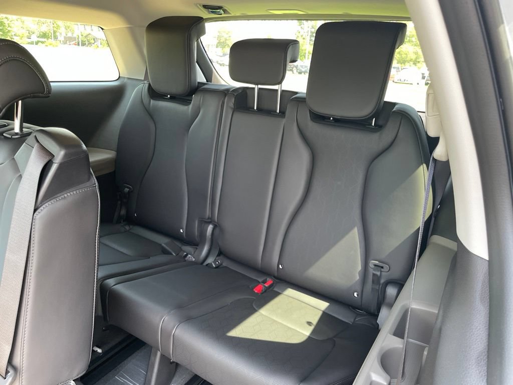 New 2027 Kia Carnival FWD image 13