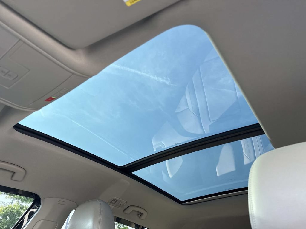 Used 2023 Volkswagen Atlas SE w/ Panoramic Sunroof Package AWD/4WD image 19