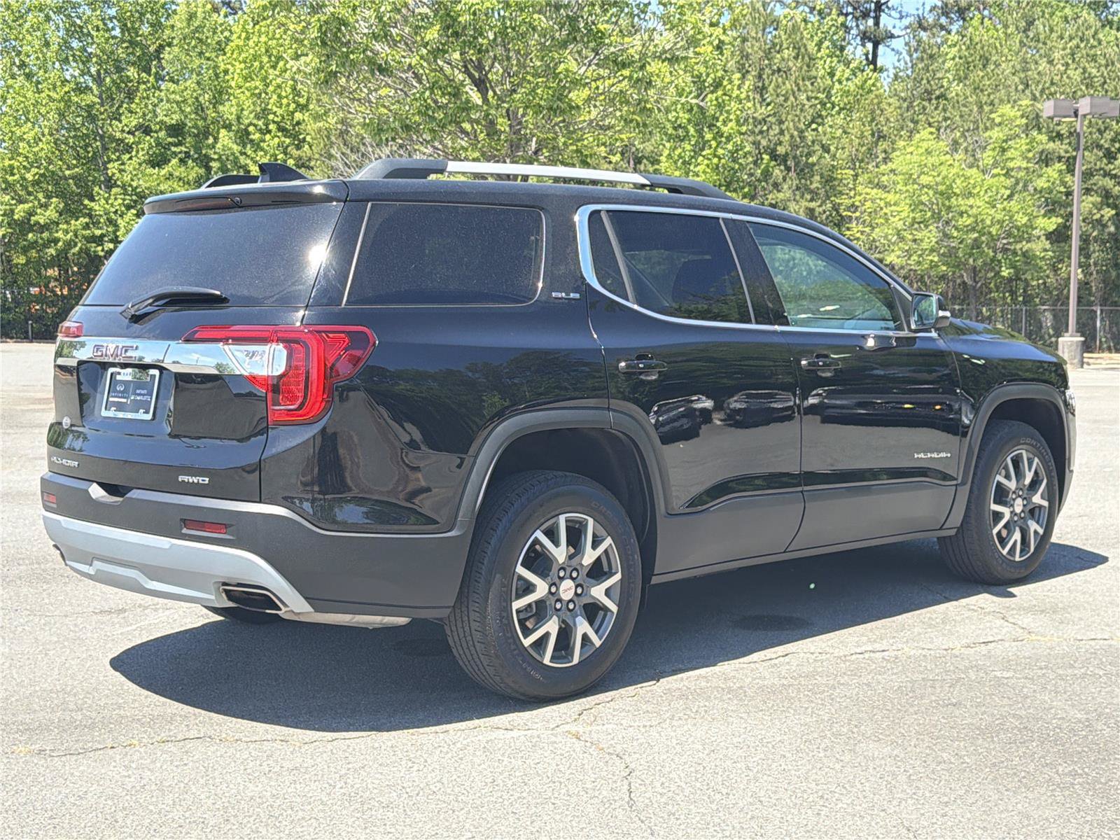 Used 2023 GMC Acadia SLE w/ Driver Convenience Package AWD/4WD image 30