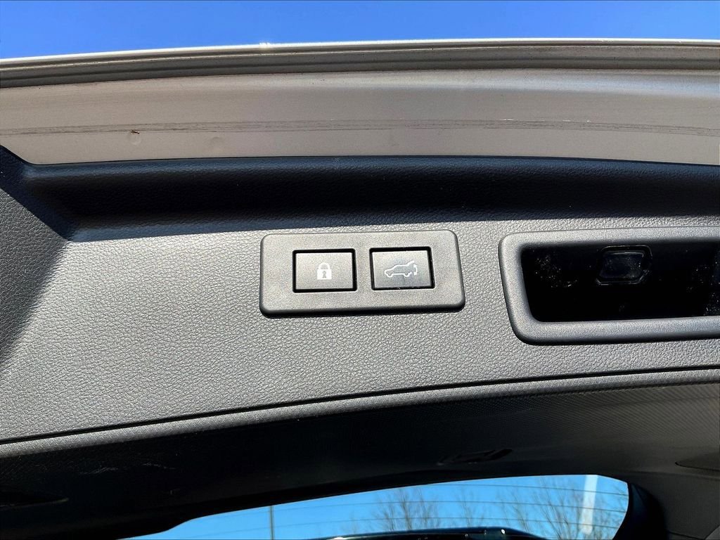Used 2023 Subaru Forester Sport AWD/4WD image 37