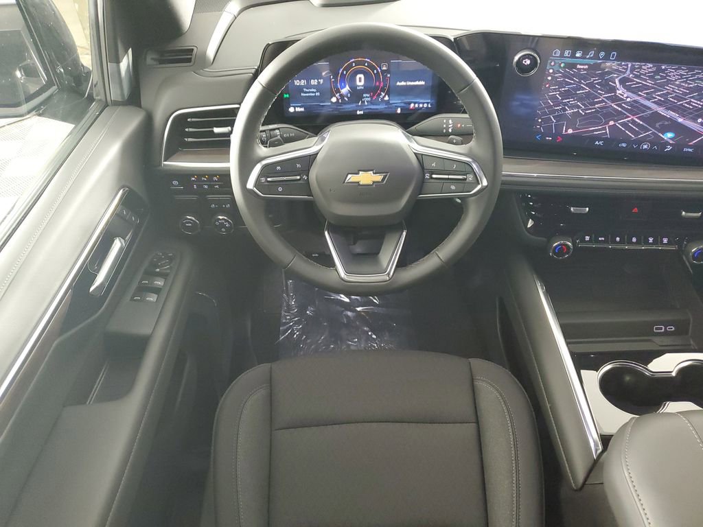 New 2026 Chevrolet Suburban LS image 15