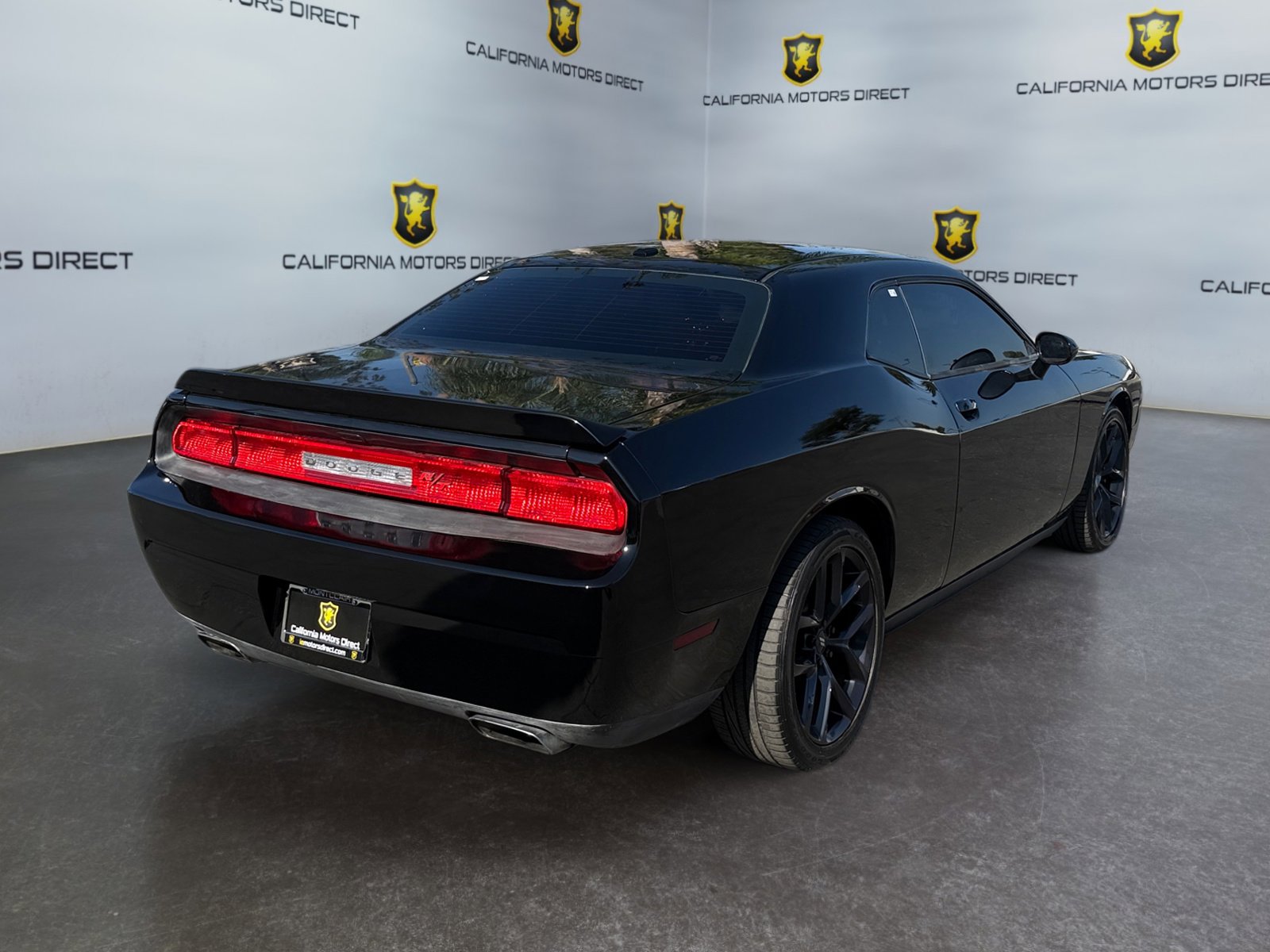 Used 2014 Dodge Challenger R/T image 5