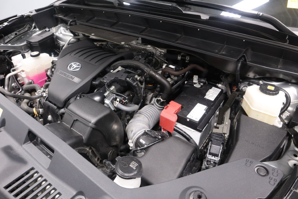 Used 2023 Toyota Highlander XLE AWD/4WD image 13