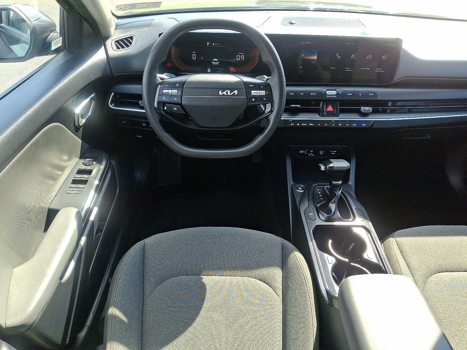 Used 2025 Kia K4 LXS image 11