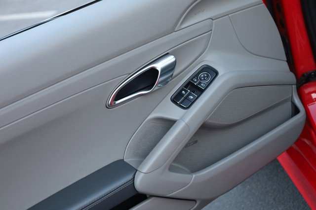 Used 2013 Porsche Boxster S RWD image 23