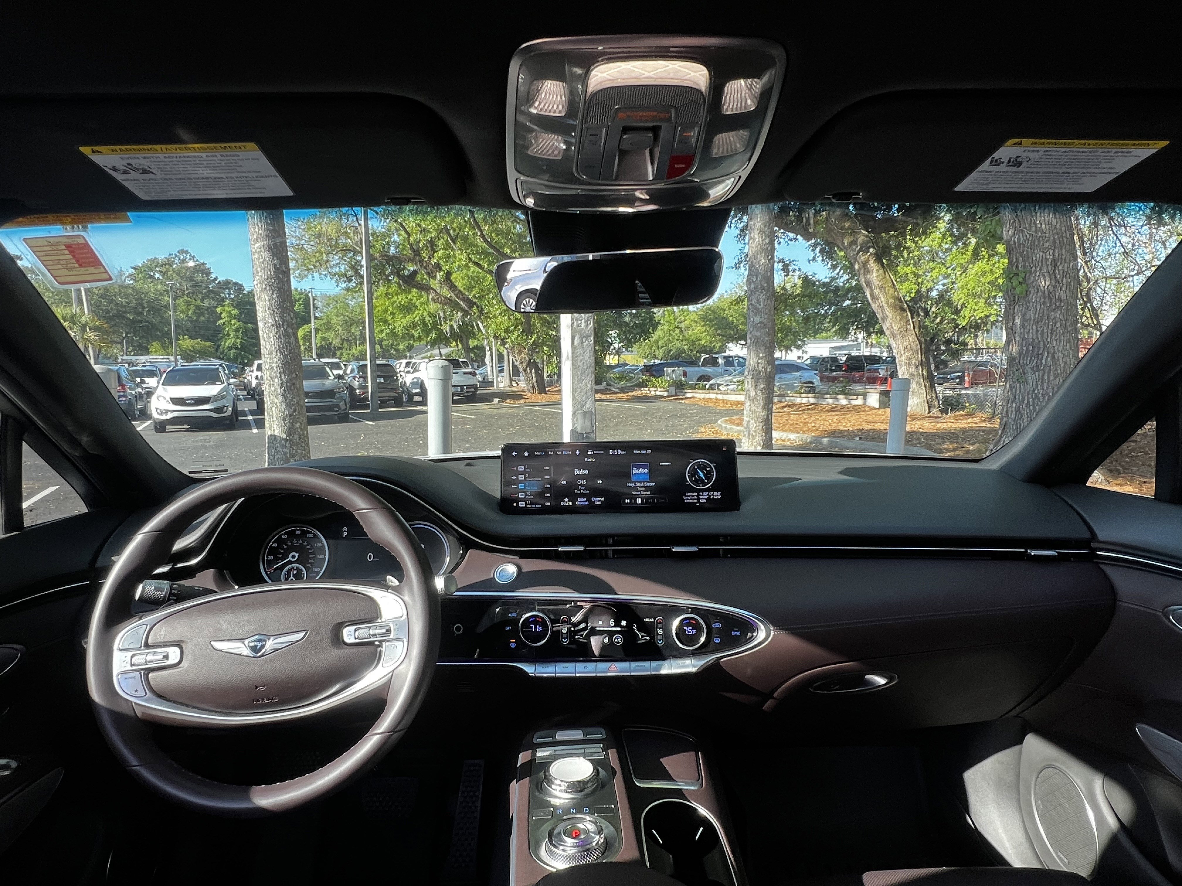 Used 2022 Genesis GV70 2.5T w/ Advanced Package image 37