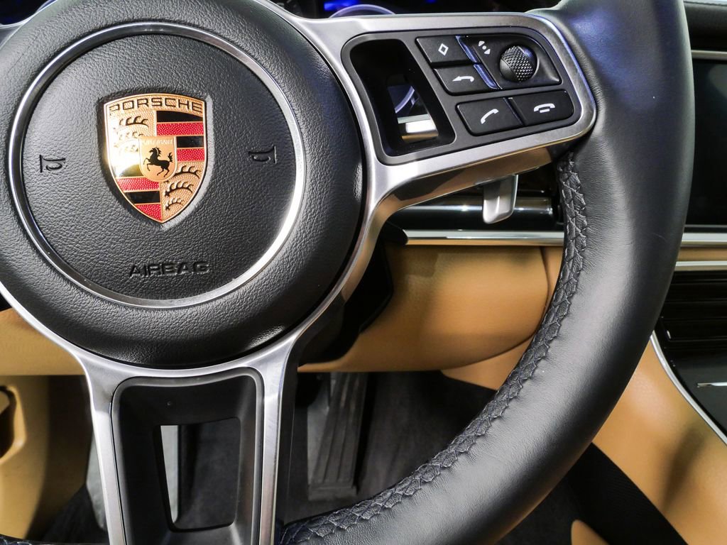Used 2018 Porsche Panamera RWD image 10