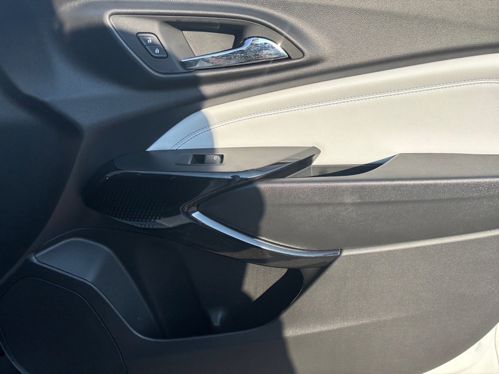 Used 2026 Chevrolet Trax LT FWD image 26