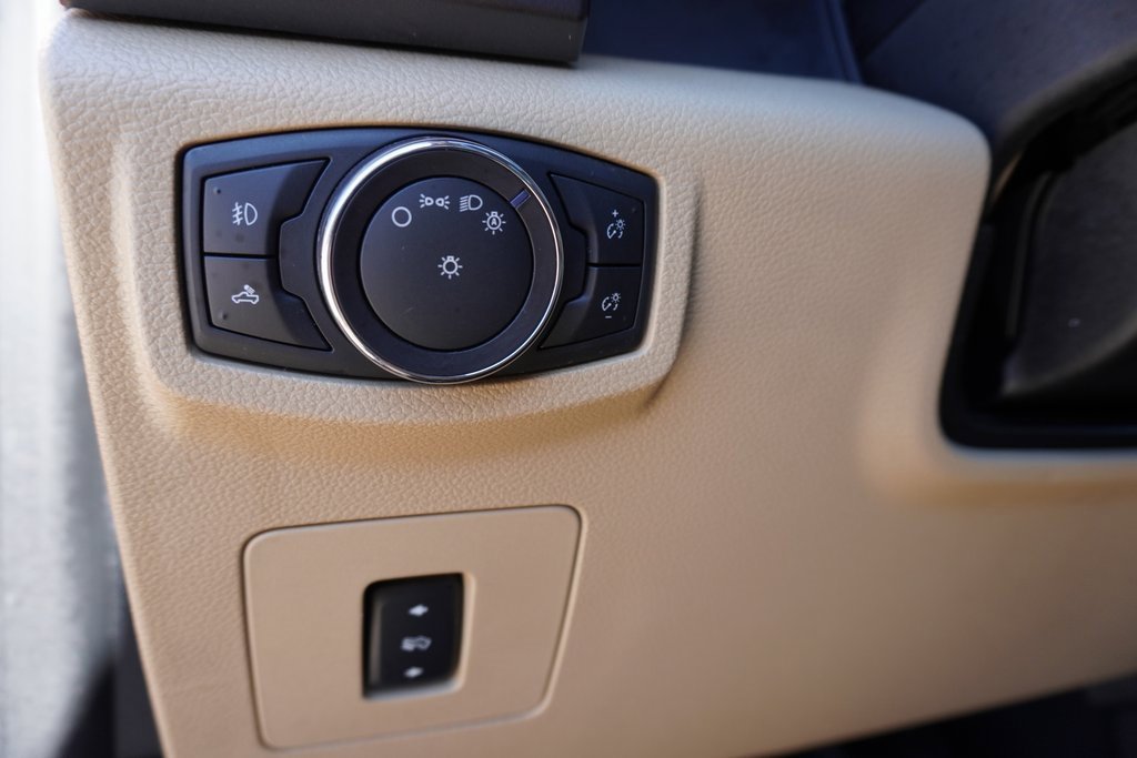 Used 2016 Ford F150 XLT w/ Equipment Group 301A Mid image 13