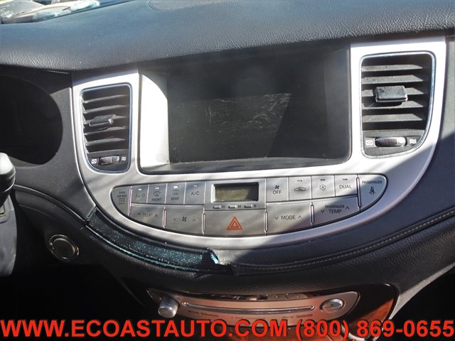 Used 2009 Hyundai Genesis 3.8 w/ Technology Pkg 4 RWD image 10