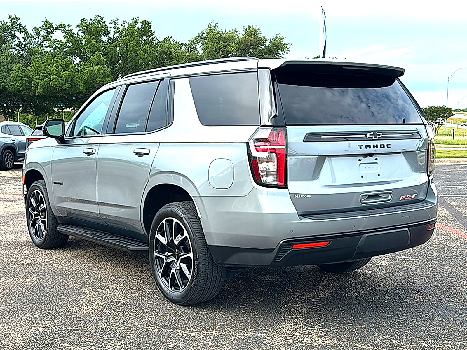 Used 2024 Chevrolet Tahoe RST w/ Luxury Package AWD/4WD image 6