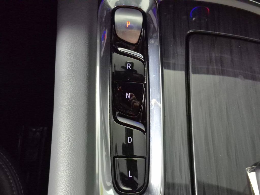 Certified 2023 Buick Enclave Premium w/ Experience Buick Package image 17