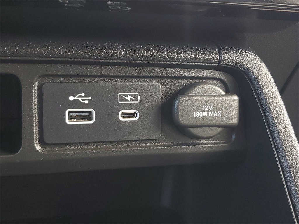 Used 2023 Honda Pilot Elite image 31