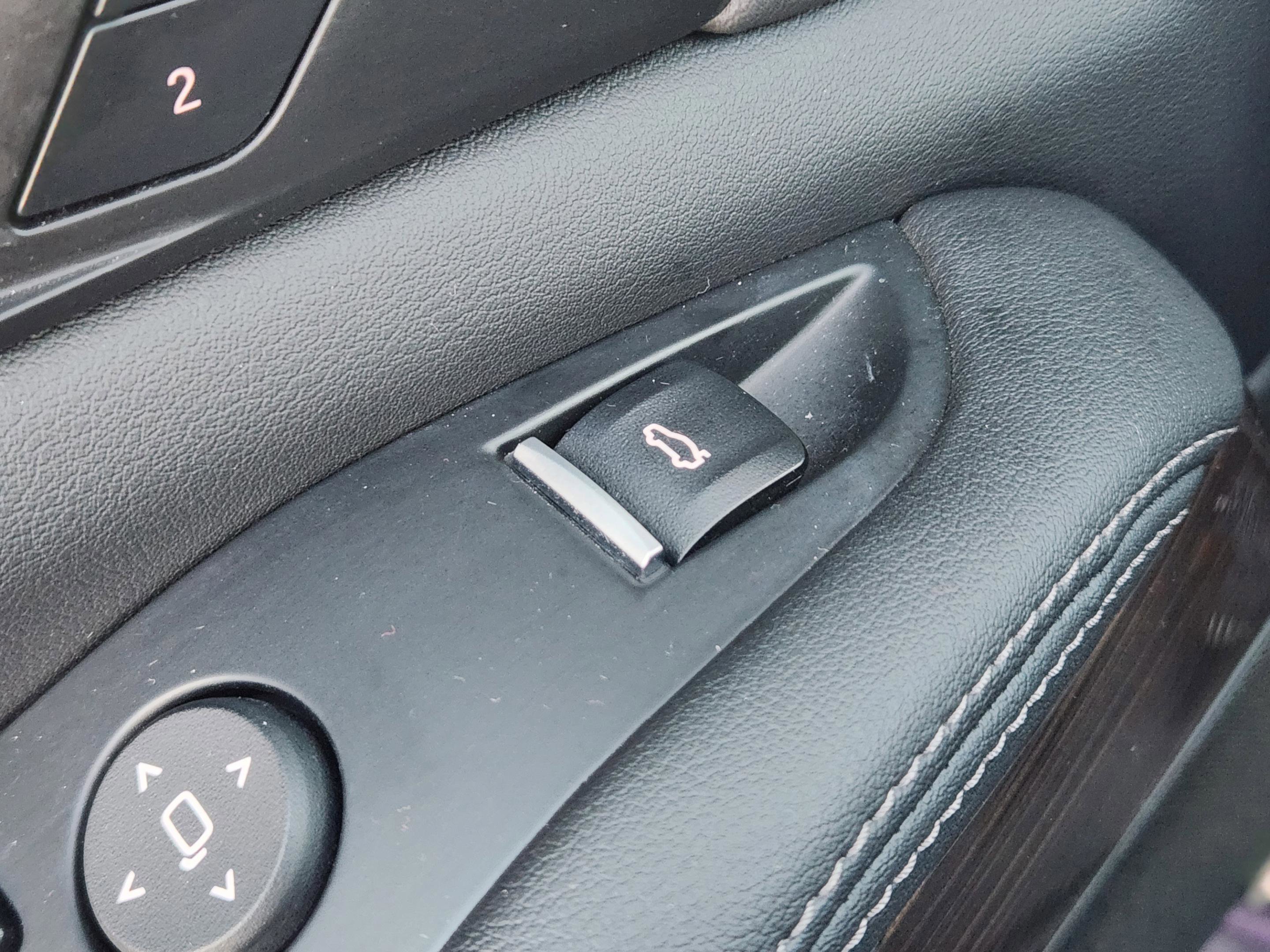 Used 2024 BMW X5 xDrive50e image 20