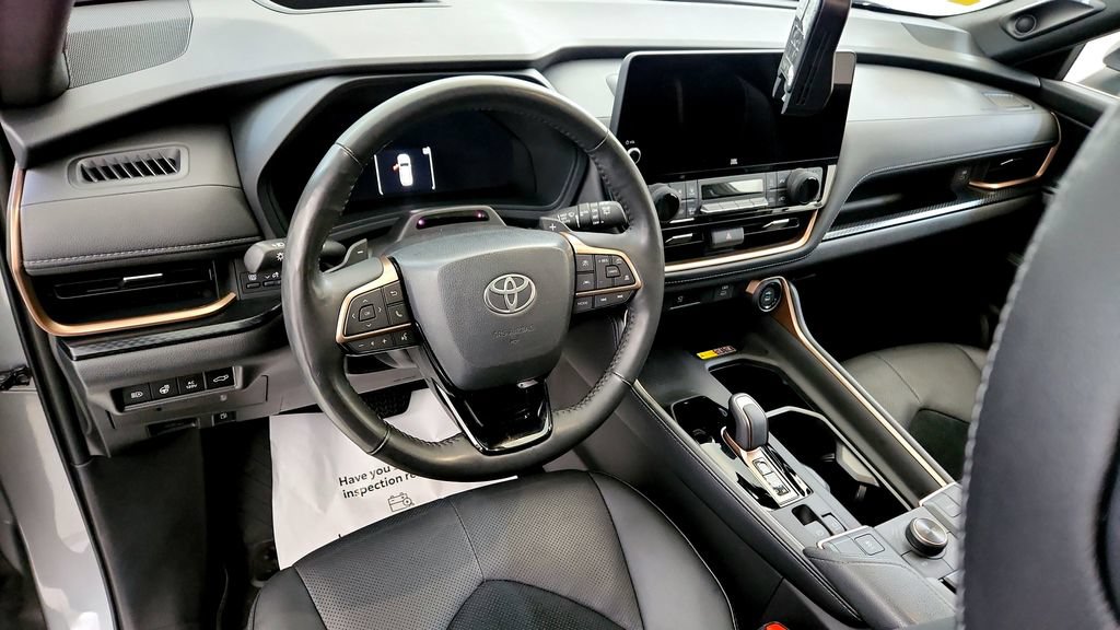Certified 2025 Toyota Grand Highlander AWD Hybrid image 34