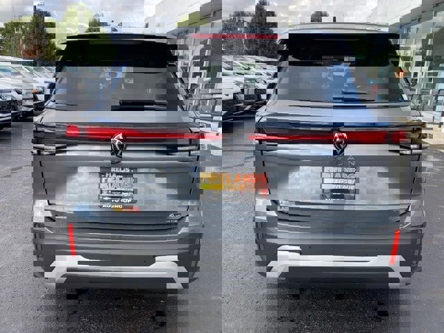 New 2025 Volkswagen Tiguan S image 10