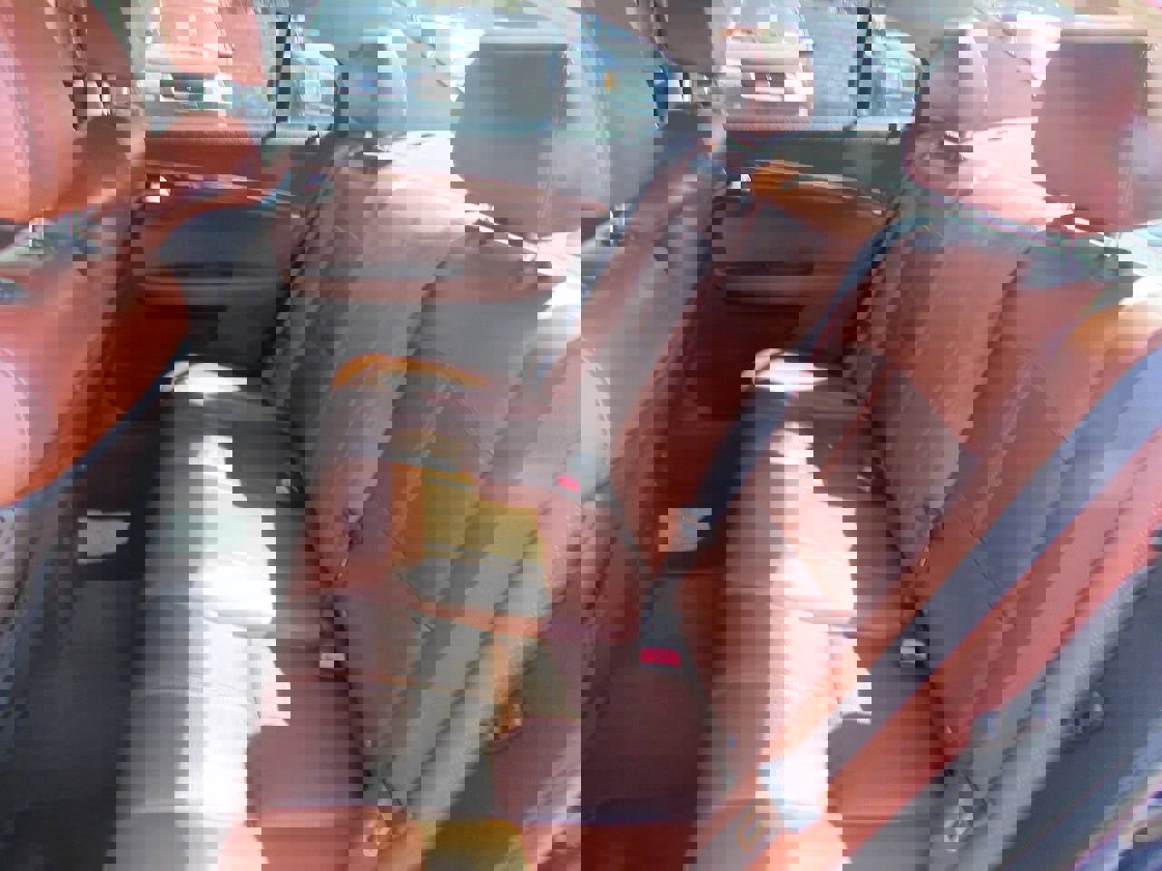 Used 2008 Saturn Aura XR w/ Premium Trim Package image 17