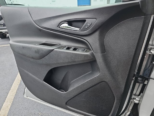 Used 2021 Chevrolet Equinox LT FWD image 30