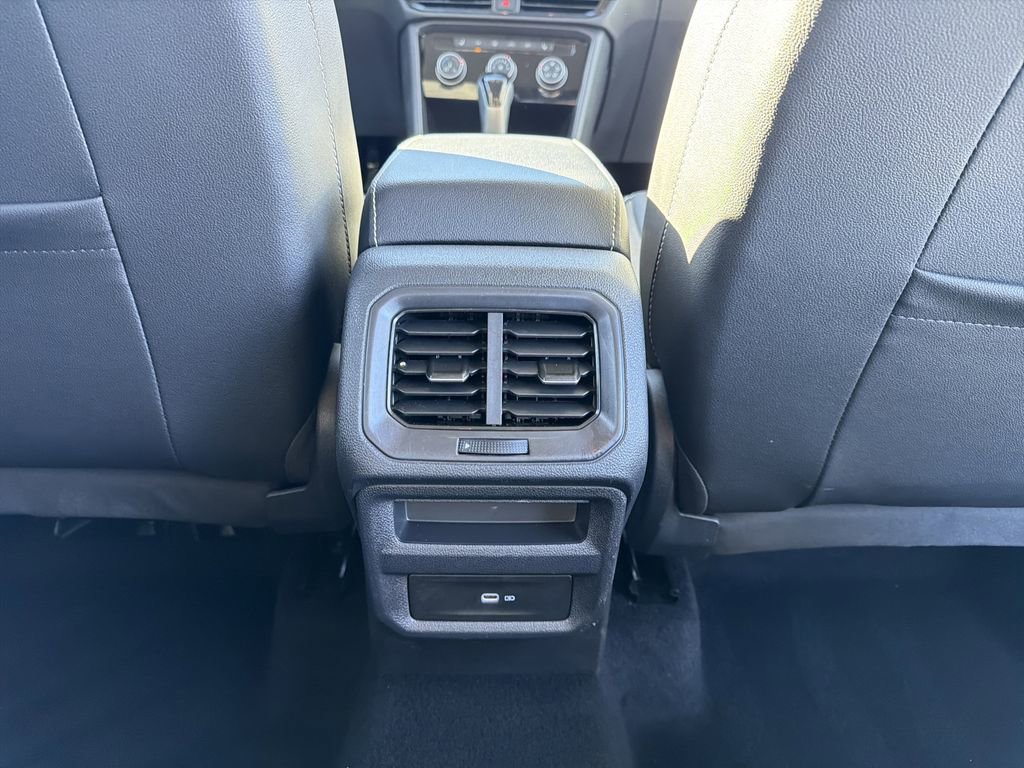 Used 2023 Volkswagen Taos SE image 22