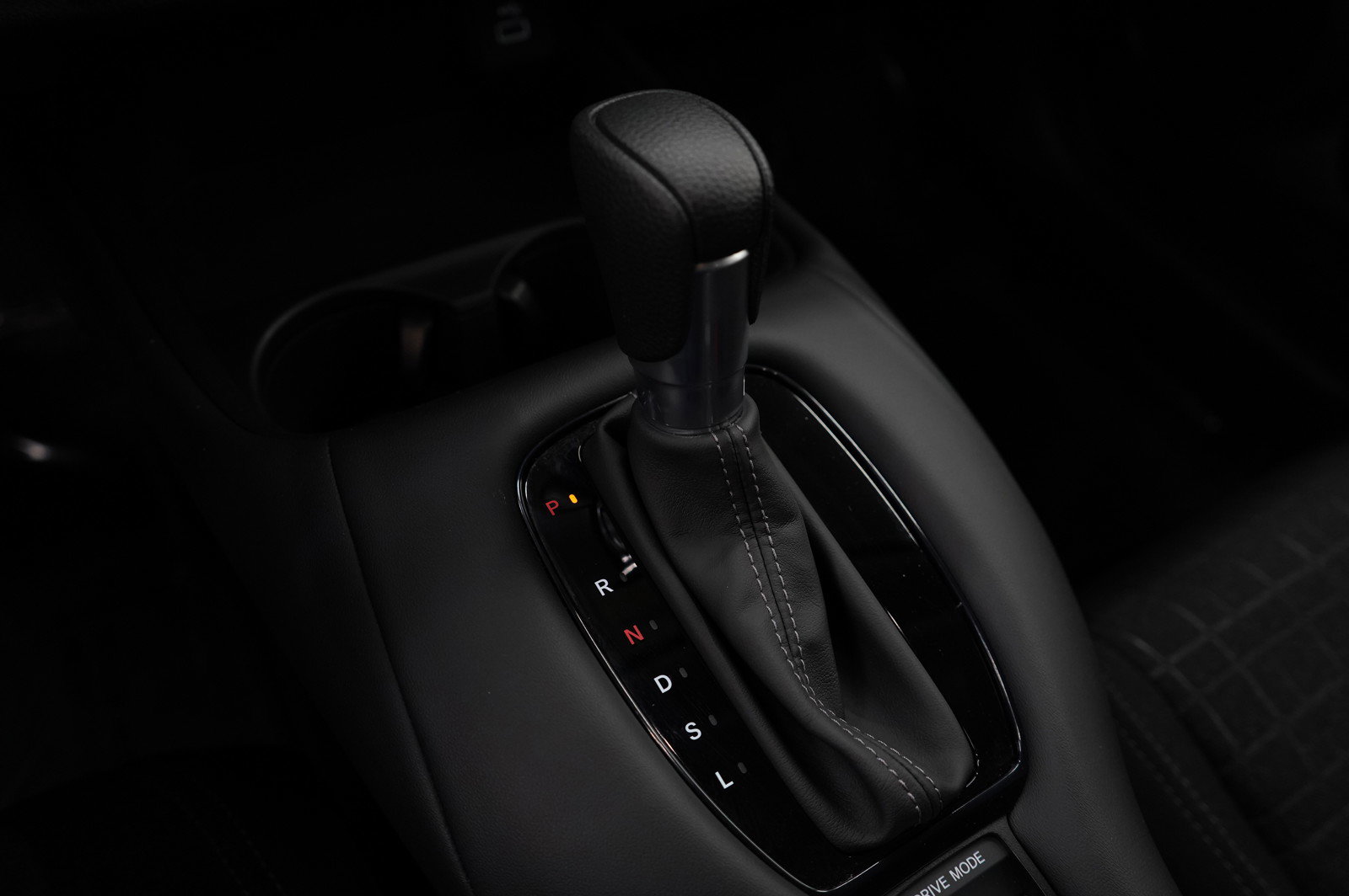 Used 2024 Honda HR-V LX image 21