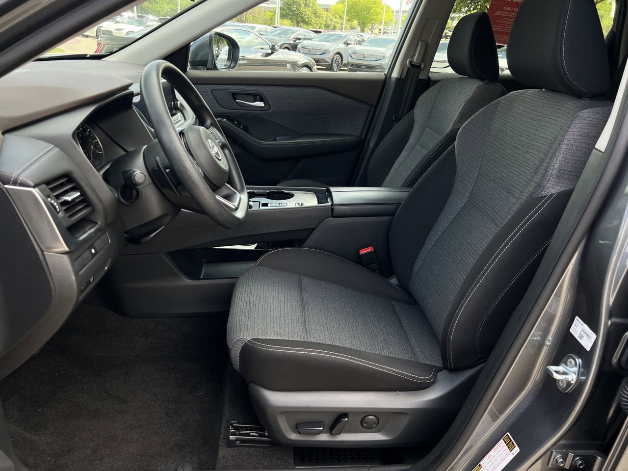 Certified 2023 Nissan Rogue SV FWD image 20