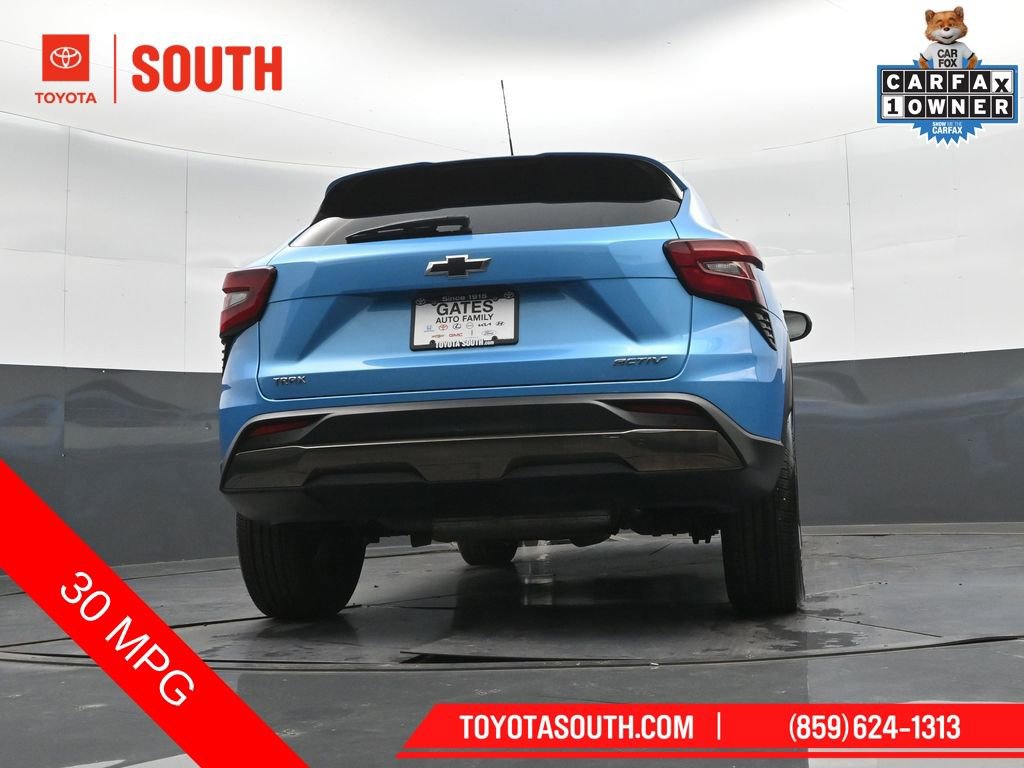 Used 2025 Chevrolet Trax ACTIV w/ Driver Confidence Package FWD image 32