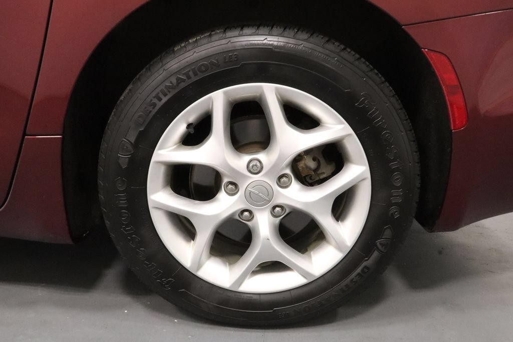 Used 2020 Chrysler Pacifica Limited w/ 8-pass Seating Package FWD image 26