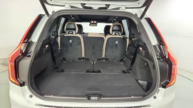 New 2026 Volvo XC90 T8 Plus w/ Protection Package Premier AWD/4WD image 43