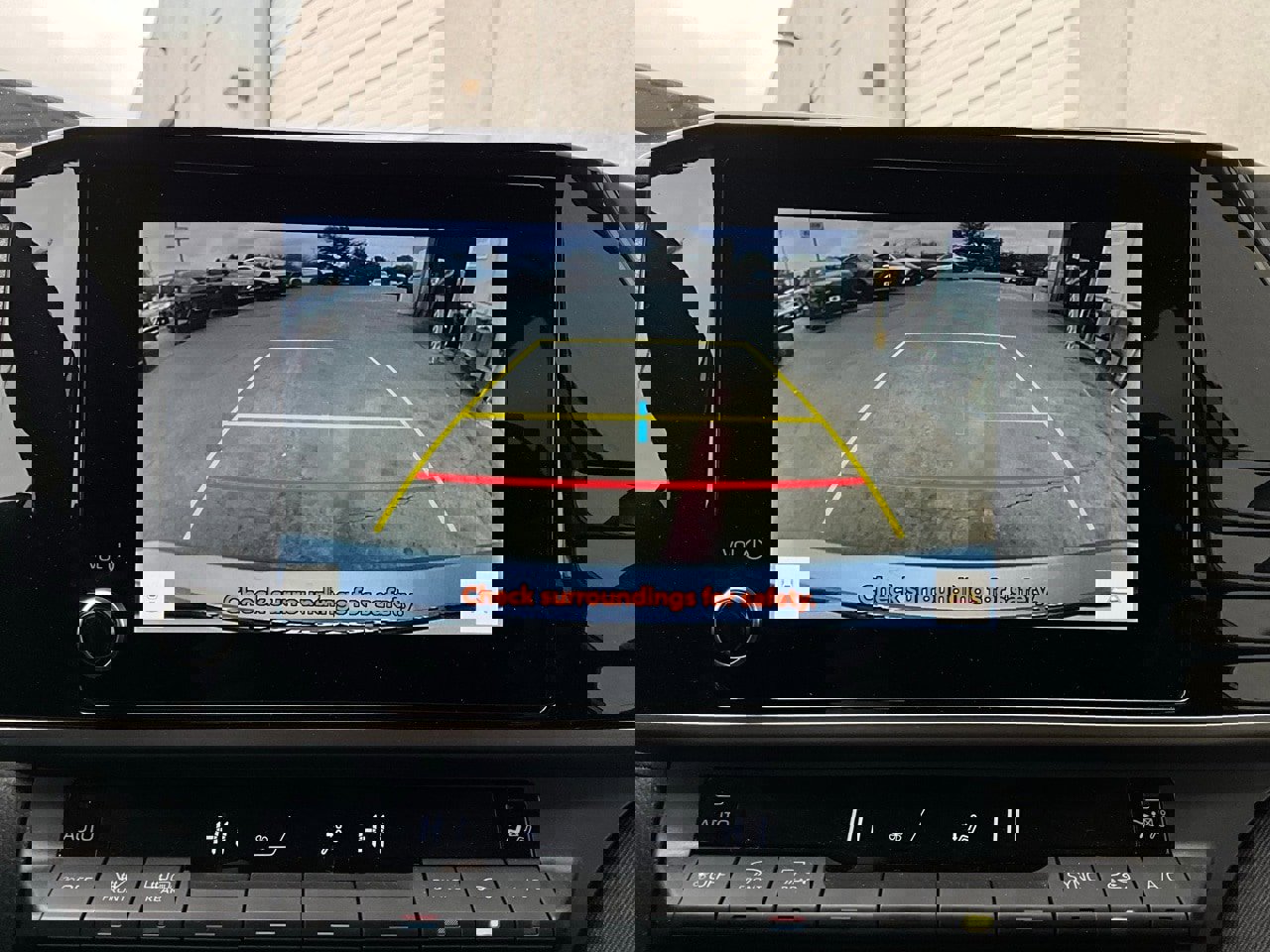 Used 2025 Toyota Camry LE image 30