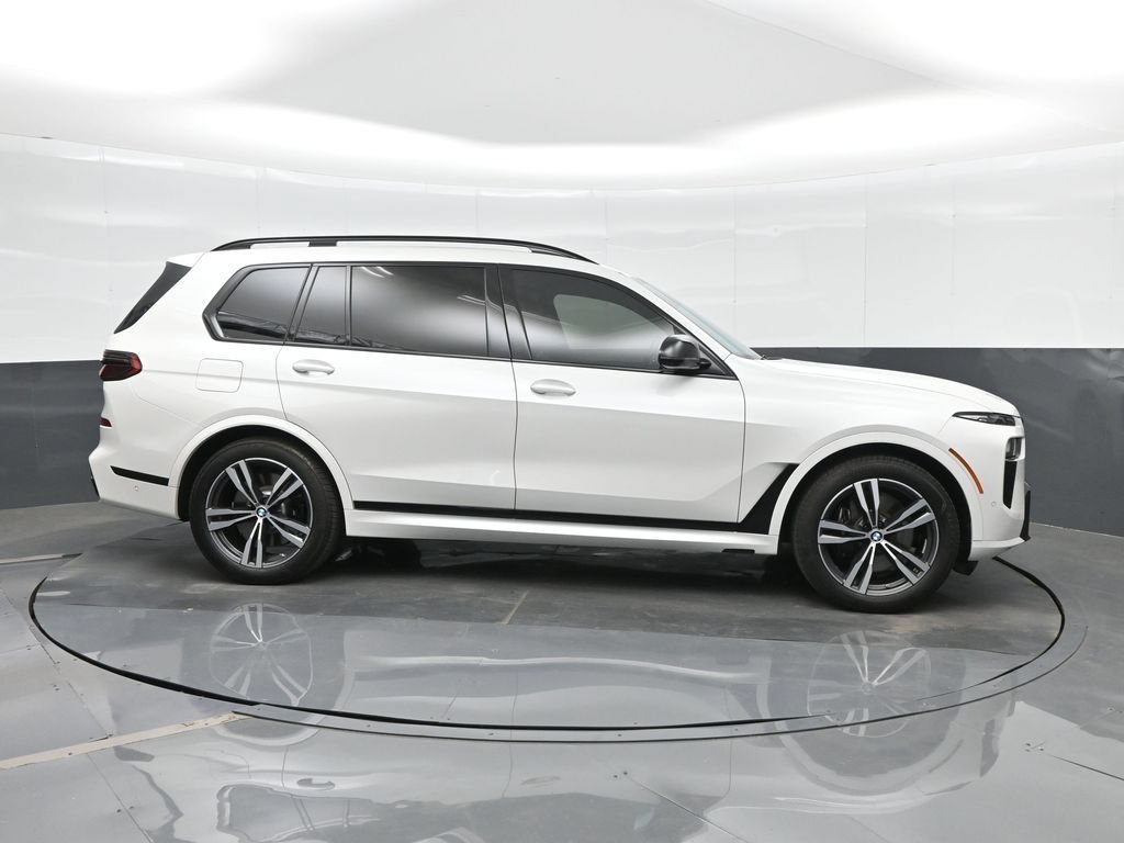 Used 2023 BMW X7 M60i w/ Executive Package AWD/4WD image 10