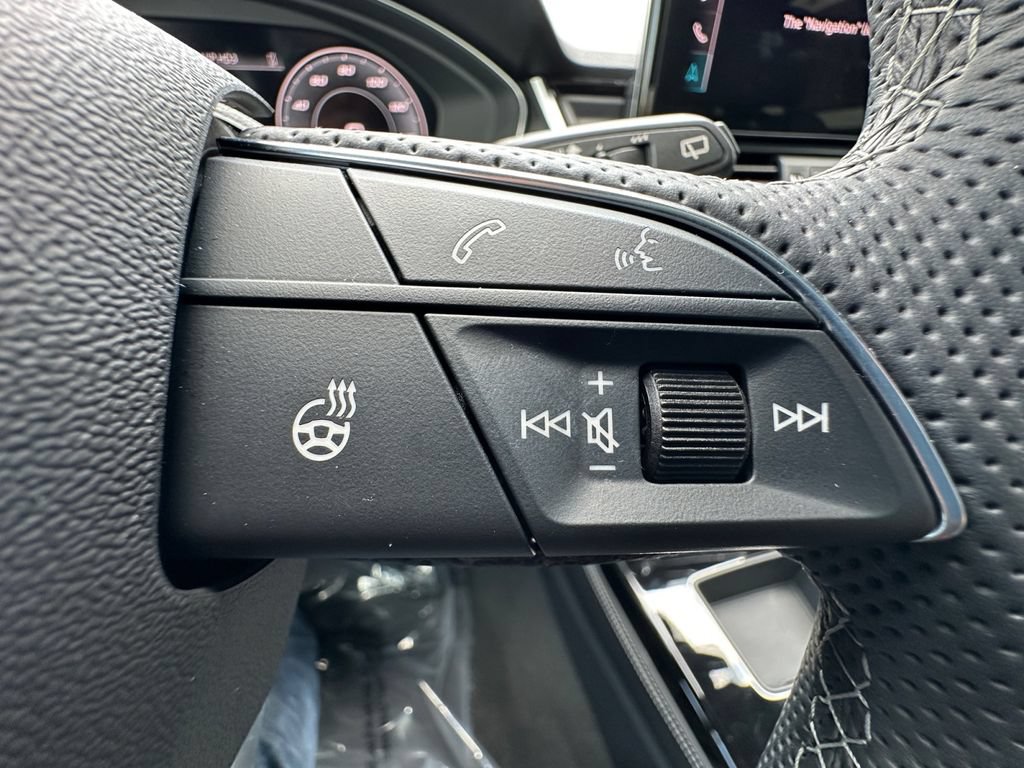 Certified 2024 Audi SQ5 Premium Plus w/ Premium Plus Package AWD/4WD image 26