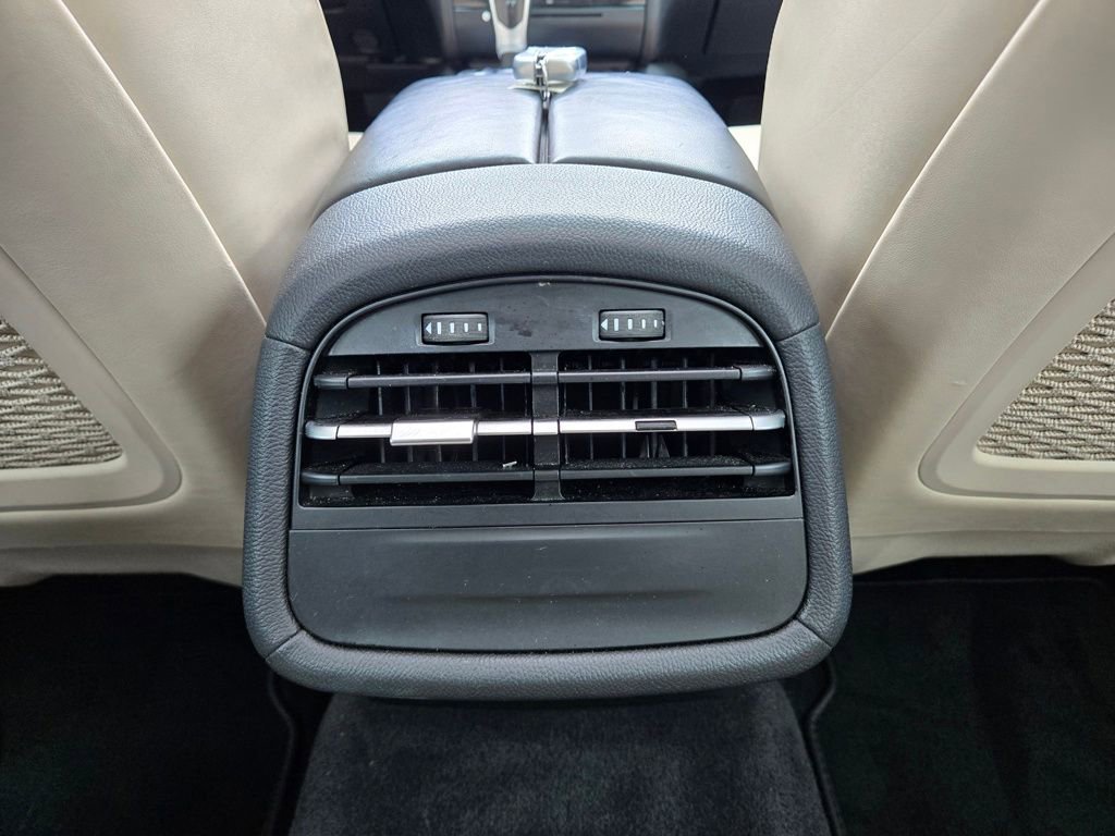 Used 2015 Maserati Ghibli S Q4 image 38
