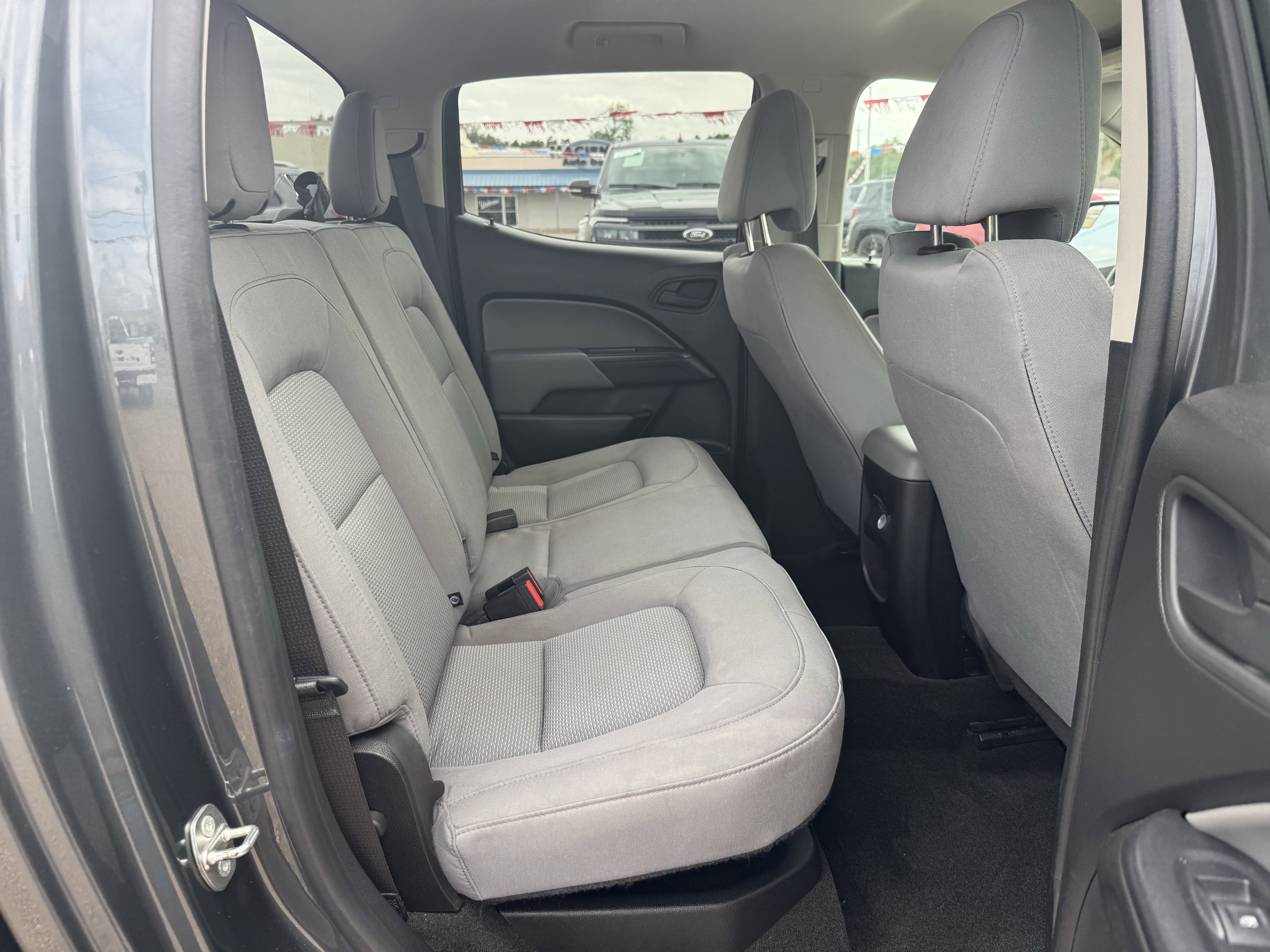 Used 2017 Chevrolet Colorado W/T w/ WT Convenience Package RWD image 30