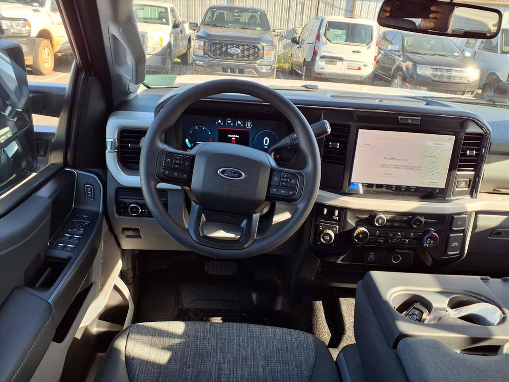 New 2026 Ford F350 XLT w/ XLT Premium Package AWD/4WD image 3