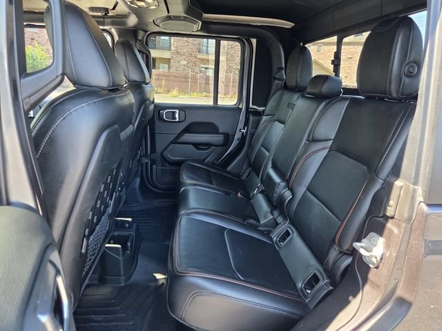 Used 2023 Jeep Gladiator Mojave w/ Cold Weather Group AWD/4WD image 10