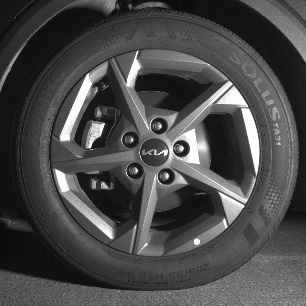 Used 2025 Kia K4 LXS image 12