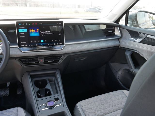New 2026 Volkswagen Tiguan S AWD/4WD image 10