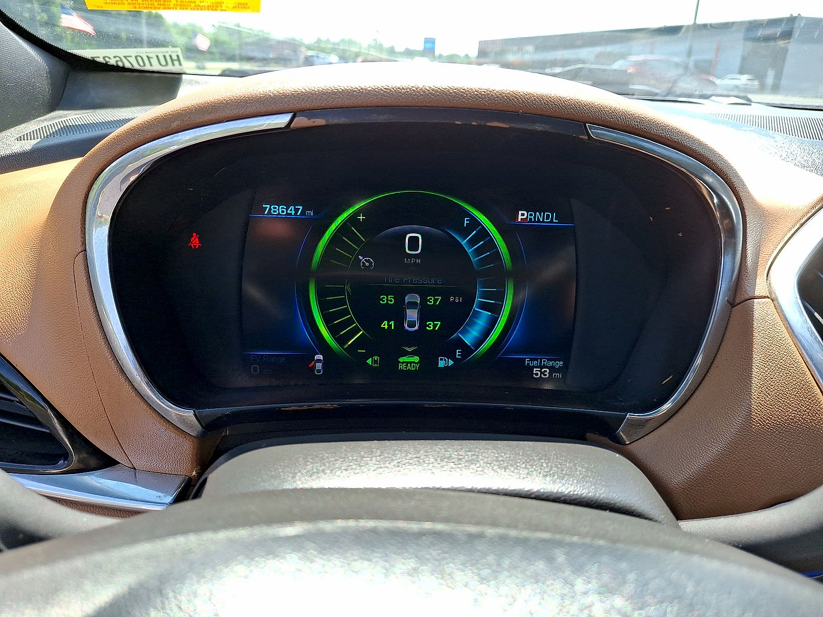 Used 2017 Chevrolet Volt Premier w/ Driver Confidence II Package FWD image 13