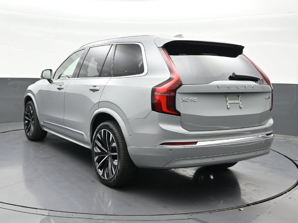 Used 2026 Volvo XC90 B6 Ultra w/ Protection Package AWD/4WD image 3