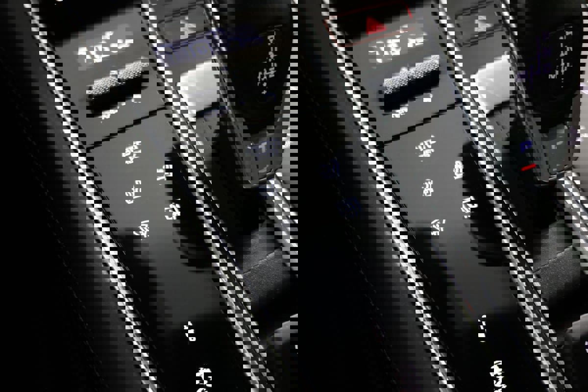 Used 2020 Porsche Panamera GTS image 9