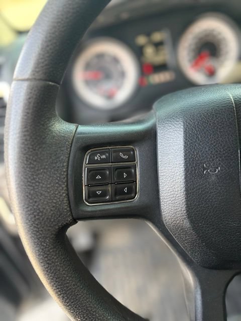 Used 2014 RAM 1500 Classic SLT AWD/4WD image 14