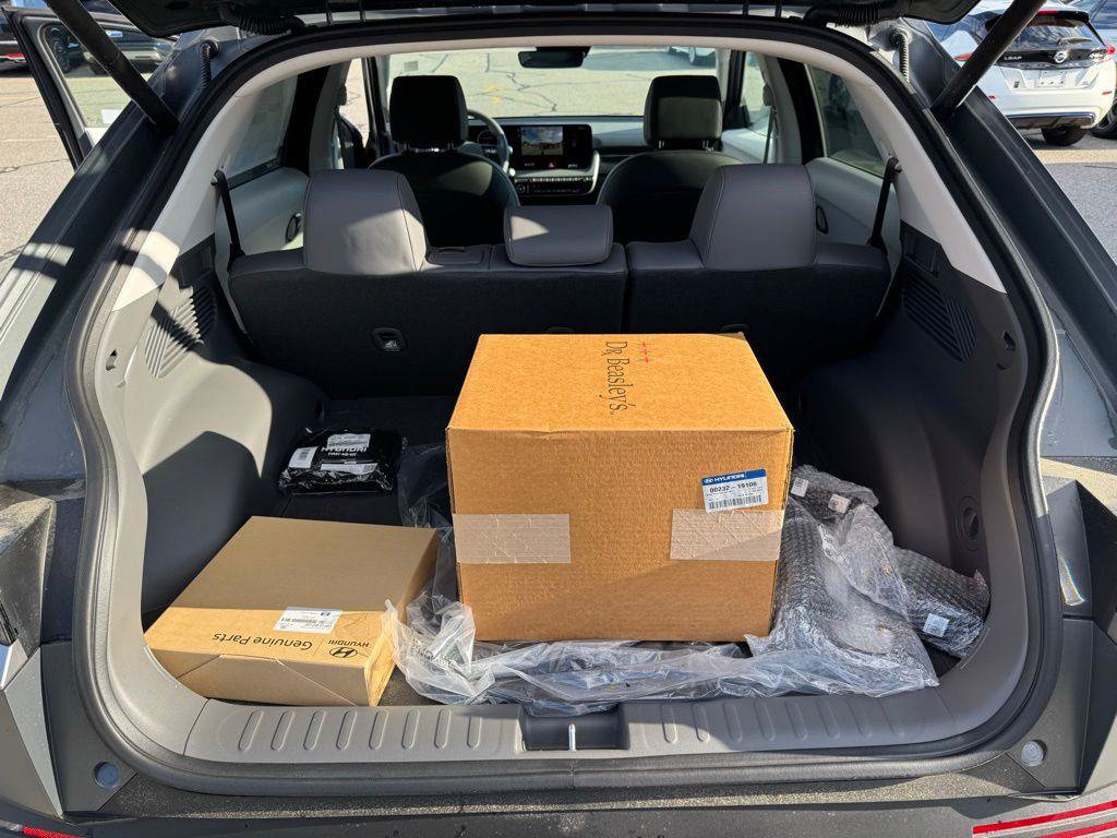 New 2025 Hyundai Ioniq 5 SEL AWD/4WD image 32
