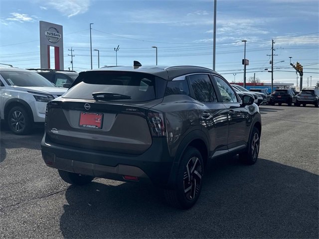 New 2026 Nissan Kicks SV w/ SV Premium Package image 6