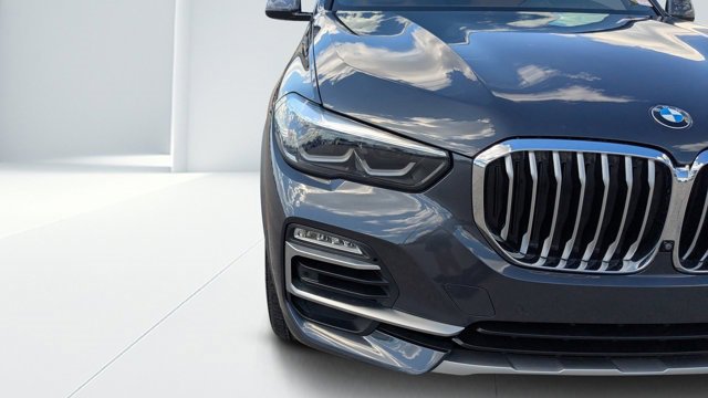 Used 2021 BMW X5 xDrive45e w/ Parking Assistance Package image 10