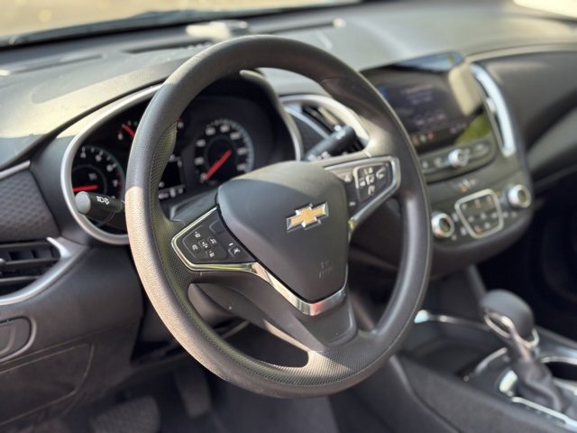 Used 2023 Chevrolet Malibu LT image 7