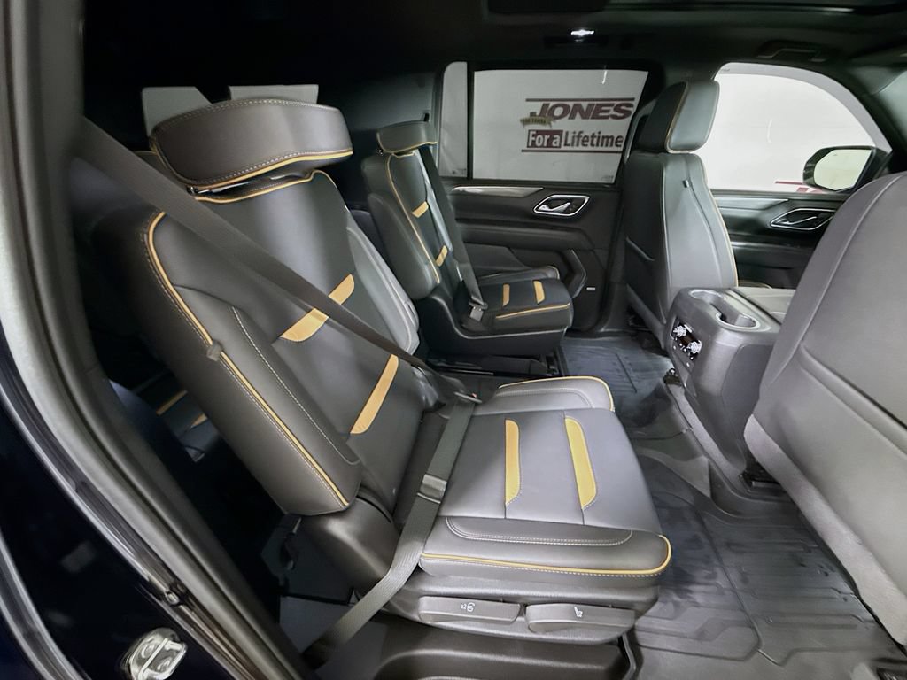 Used 2024 GMC Yukon XL AT4 AWD/4WD image 34